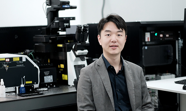 Jianzhi Zeng: Shedding Light on the Brain